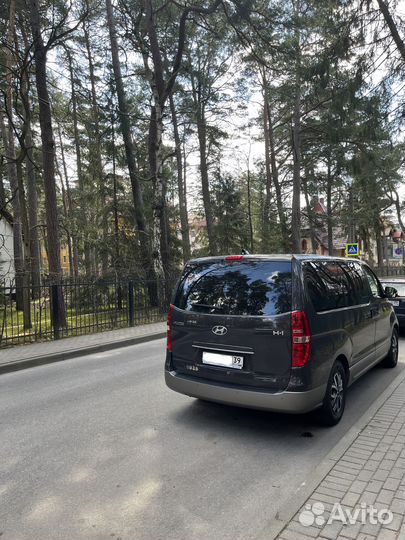 Аренда микроавтобуса минивэна с водителем трансфер