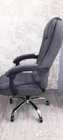 Кресло компьютерное с наклоном спинки