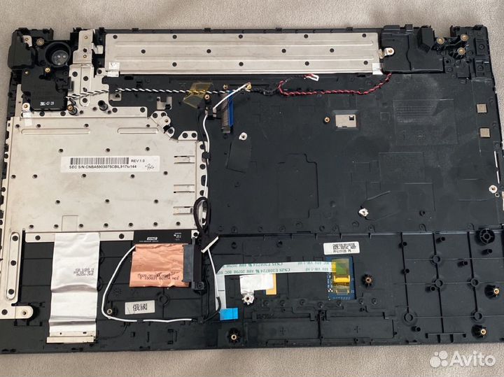 Клавиатура к ноутбуку Samsung NP305V5A