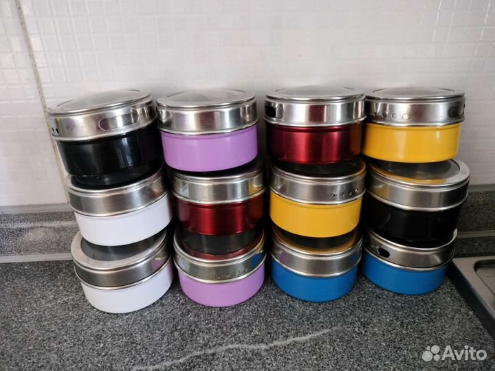 Набор банок для специй магнитные