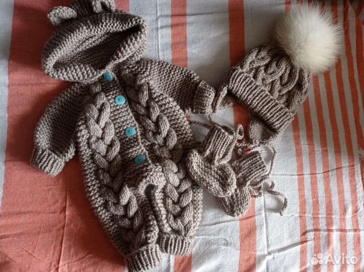 Вязанные детские вещи ручной работы