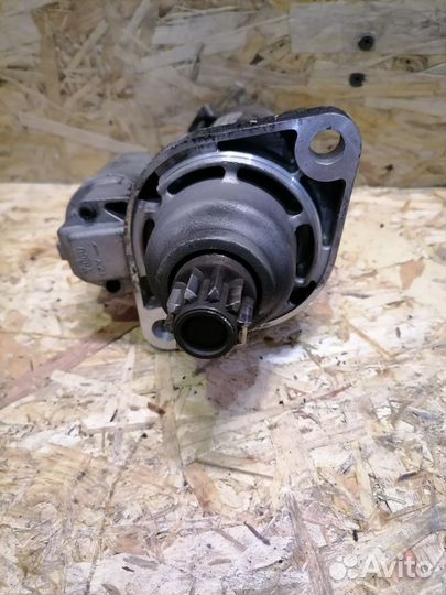 Стартер Volkswagen Passat B6 2.0 FSI BVY