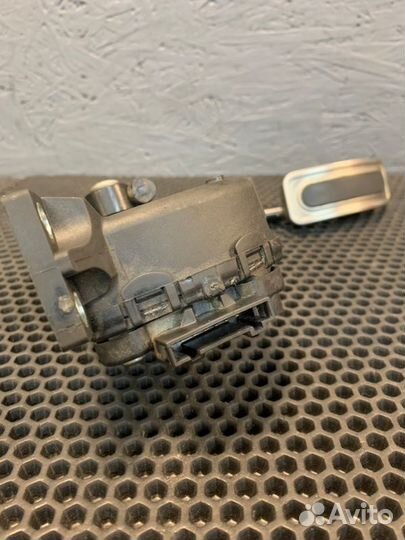 Педаль газа Bentley Continental Flying Spur 3W2