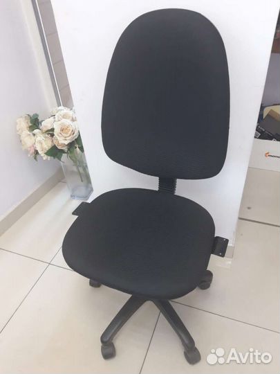 Компьютерное кресло