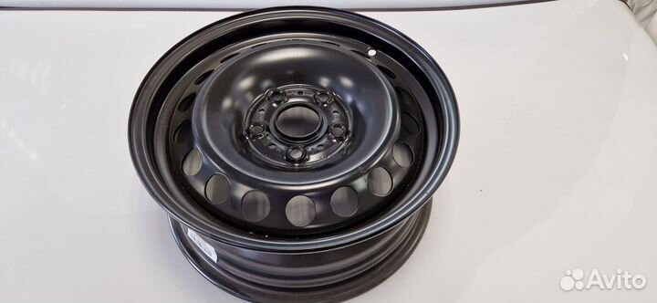 Диск колесный стальной 15