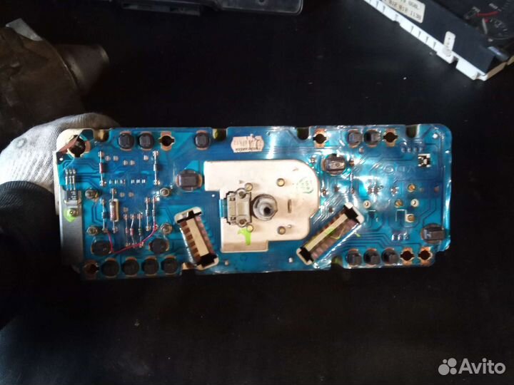 Приборная панель Вольво 460