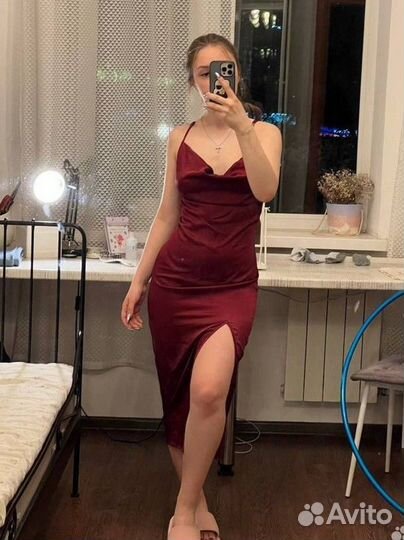 Вечернее платье