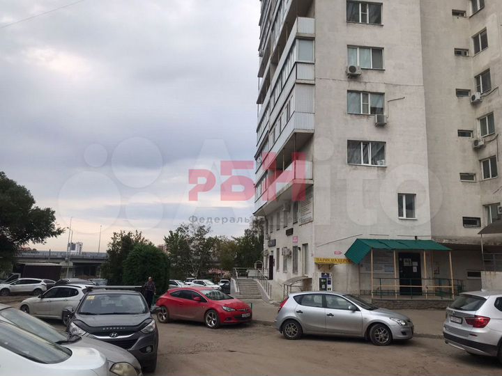 Сдам офисное помещение, 178.4 м²