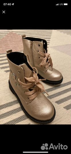 Новые демисезонные ботинки