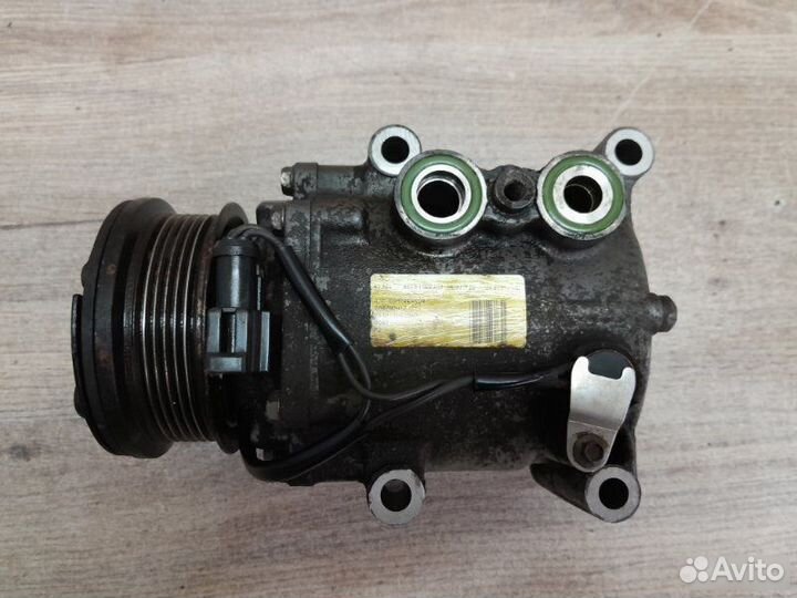 Компрессор кондиционера Ford Fusion