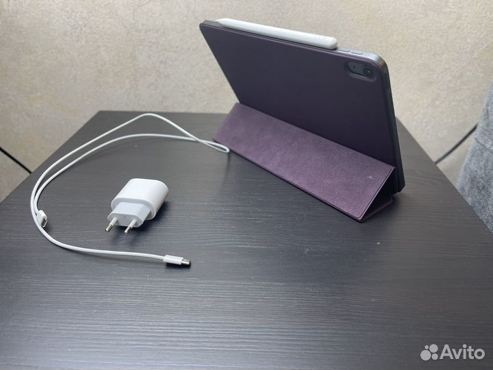 iPad Air 5 2022 M1 + Smart Folio