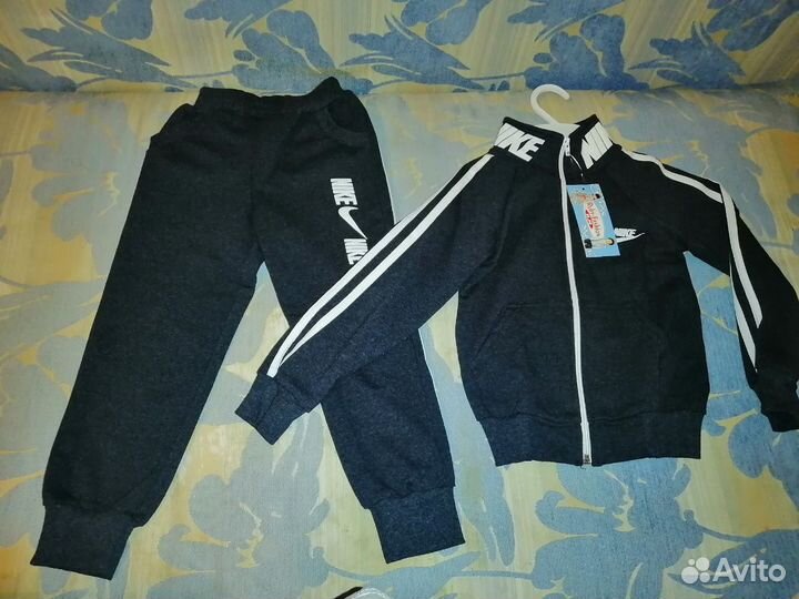 Спортивный костюм