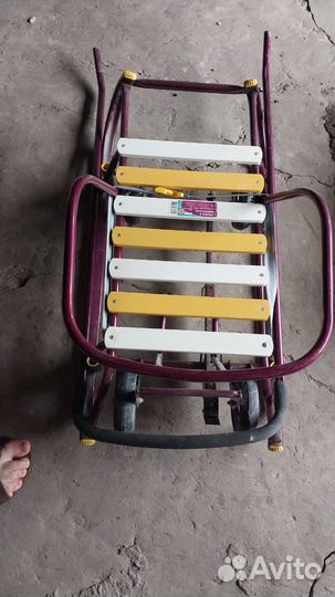 Велосипед детский и санки