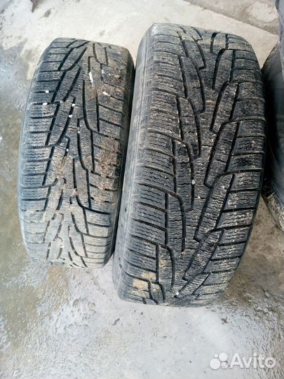 Kumho I'Zen RV Stud KC16 215/60 R16
