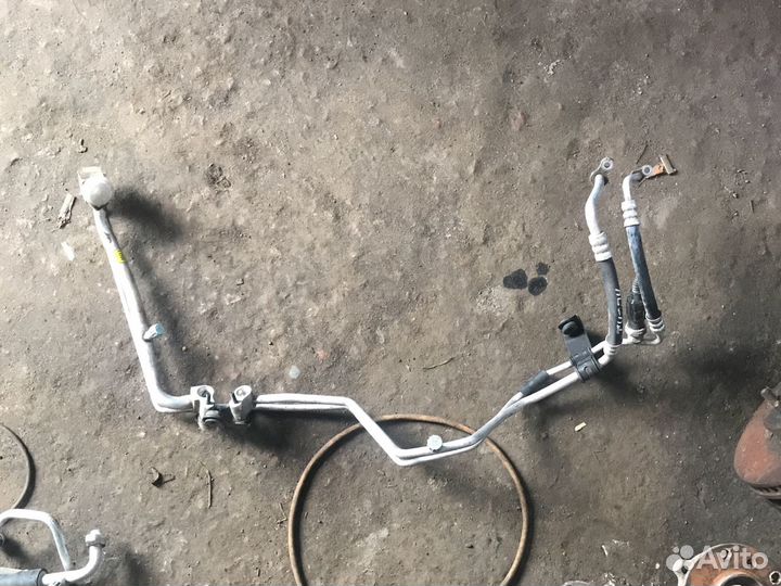 Трубки кондиционера хундай туксон 2008года