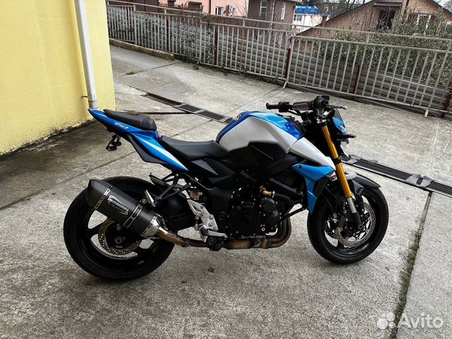 Suzuki gsx-s 750