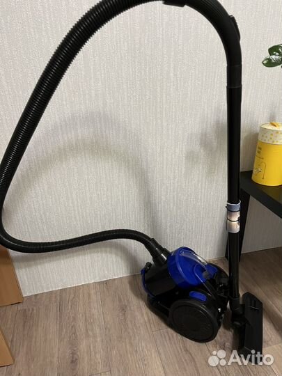 Пылесос 1800w