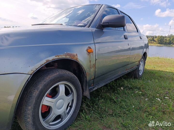 LADA Priora 1.6 МТ, 2010, 200 000 км