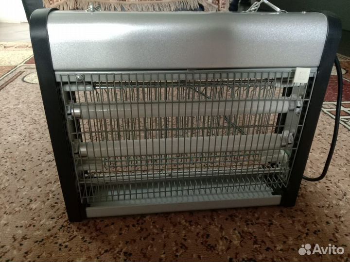 Электрическая мухобойка