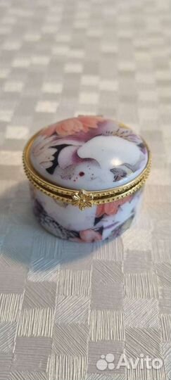 Шкатулка для украшений