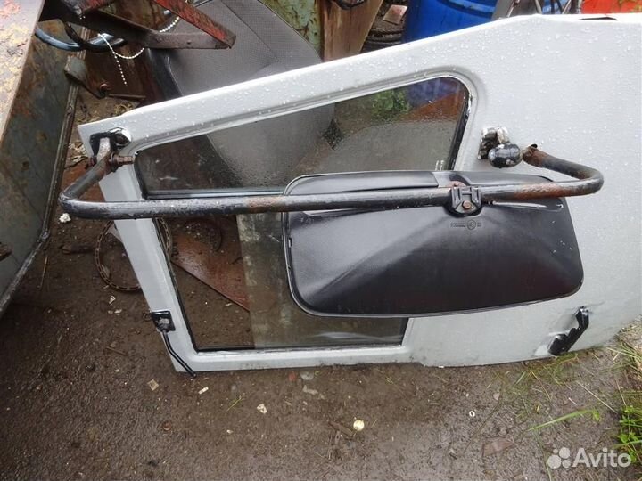 Дверь передняя правая маз 5336