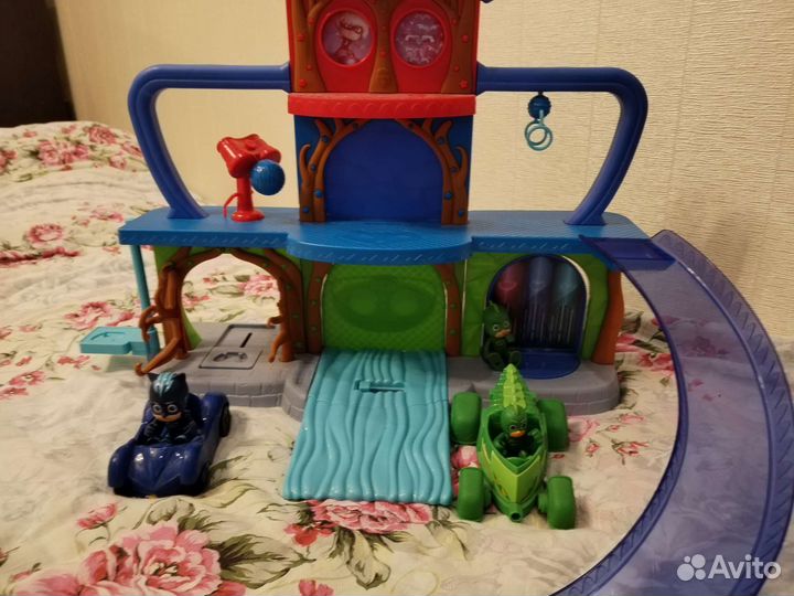 Штаб герои в масках