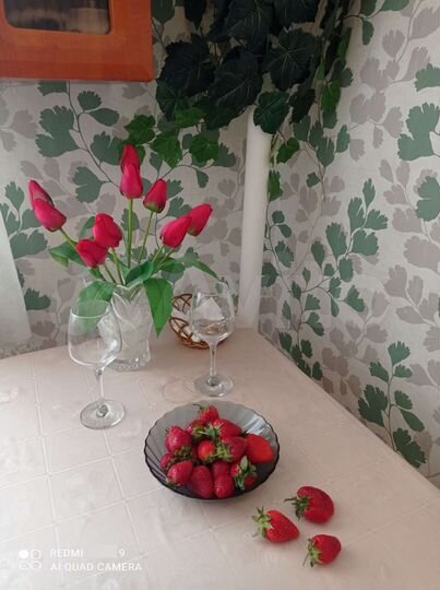 2-к. квартира, 52 м², 1/3 эт.