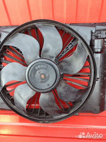 Вентилятор охлаждения mercedes w212 w204 w207