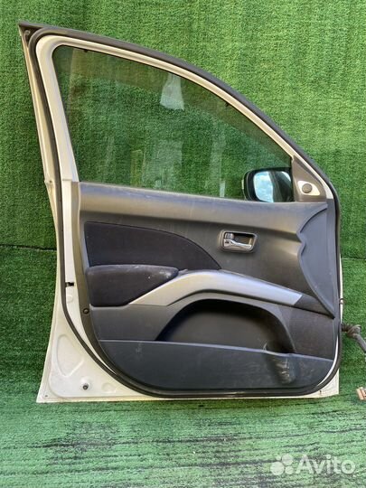 Дверь передняя левая Mitsubishi Outlander Xl CW5W