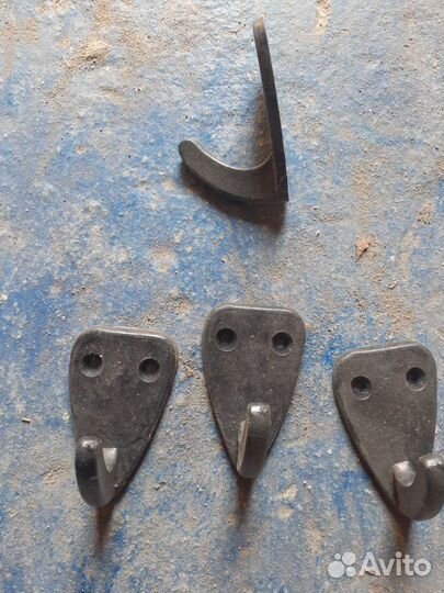 Мебельная фурнитура