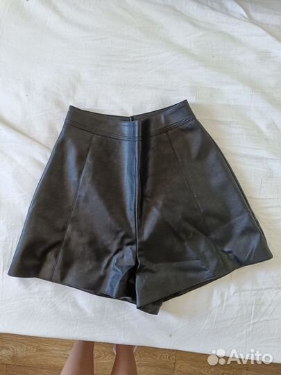 Шорты кожаные