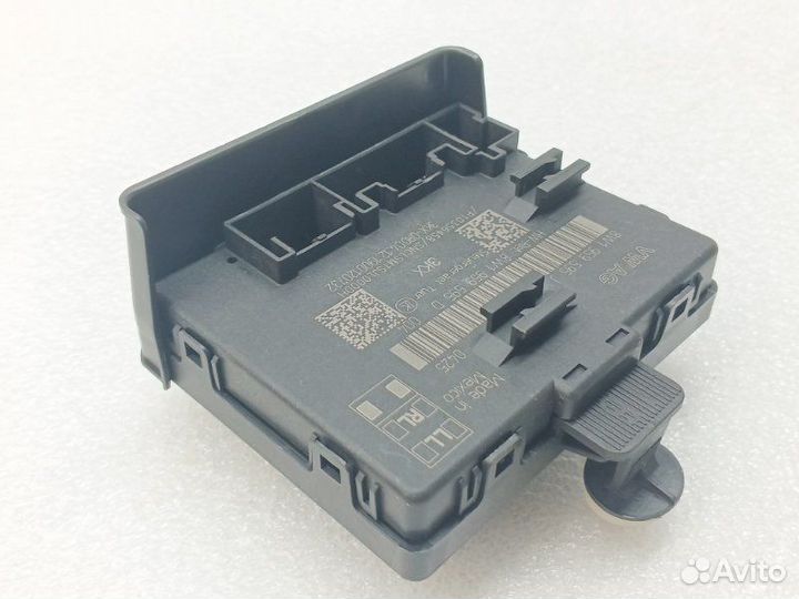Блок управления двери задний левый Audi Q5 FY 2.0