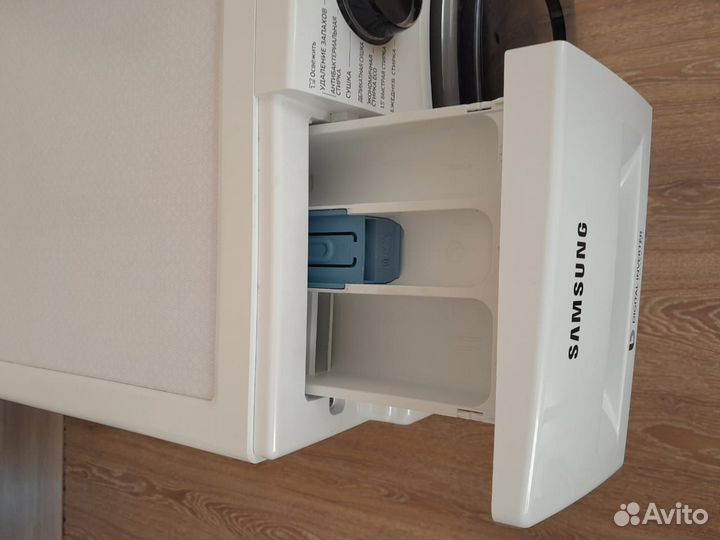 Стиральная машина с сушкой