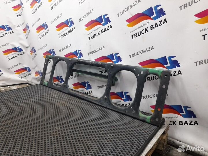 Кронштейн решетки радиатора Volvo FH, Volvo FM