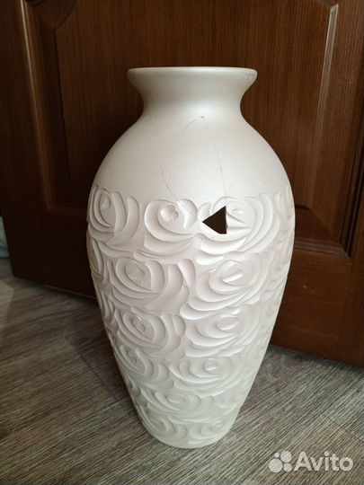 Керамическая ваза