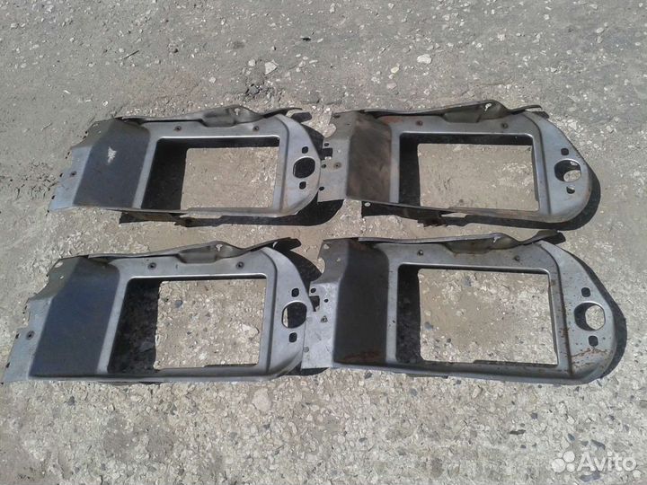 Кожух облицовки фары Газель стар. обр. (левая)