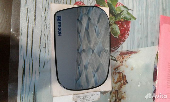 Зеркальный элемент niva chevrole левый