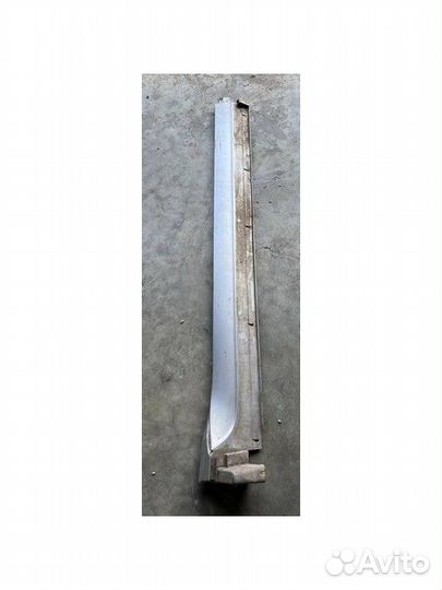 Накладка порога левая Mitsubishi Pajero3