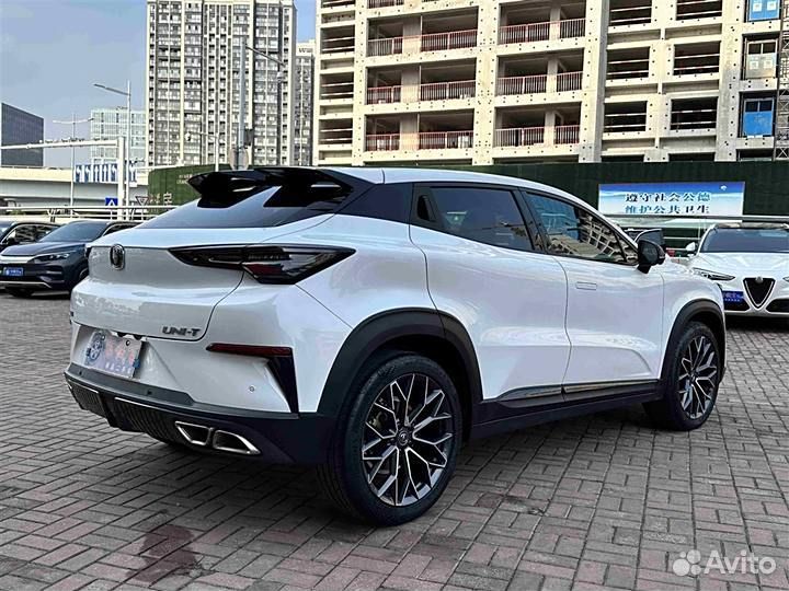 Changan UNI-T 1.5 AMT, 2022, 30 000 км