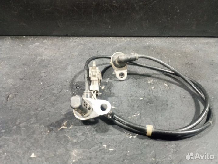 Датчик ABS задний Infiniti Fx35 S50