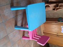 Продается детский стол и стул