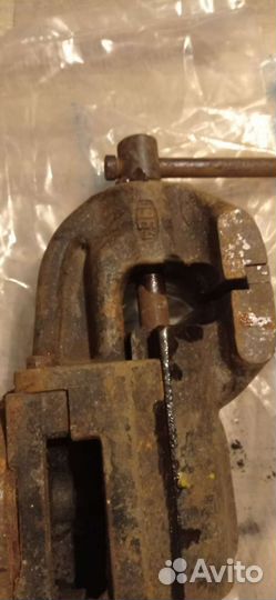 Коллекция тиски слесарные