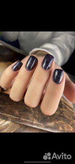 Модель на маникюр