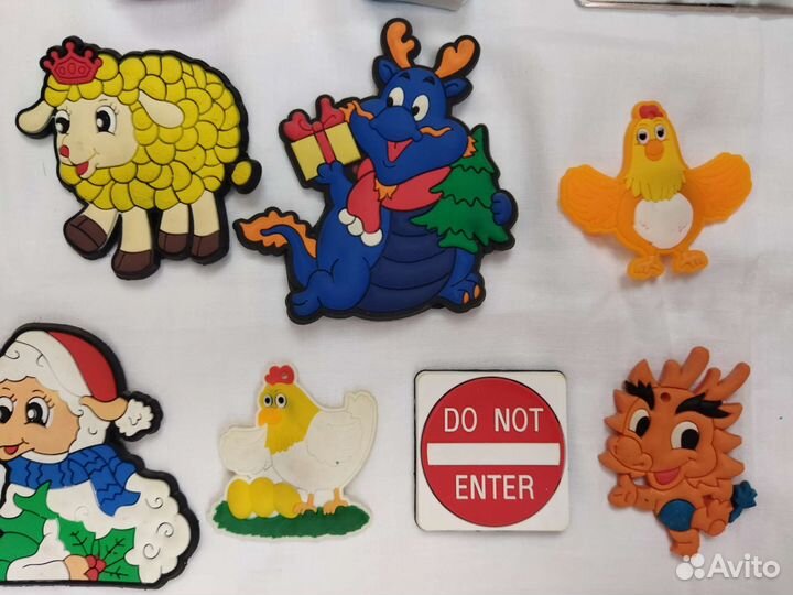 Магнитики на холодильник 13 штук