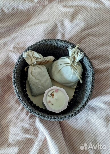 Вязаные корзинки из натурального материала