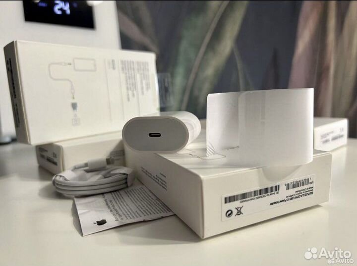 Зарядное устройство на iPhone комплект 20w