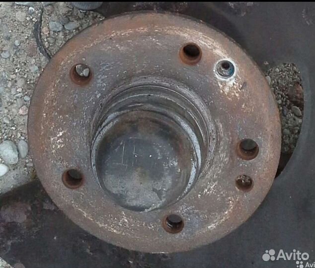 Ступица Мерседес 210 202 208