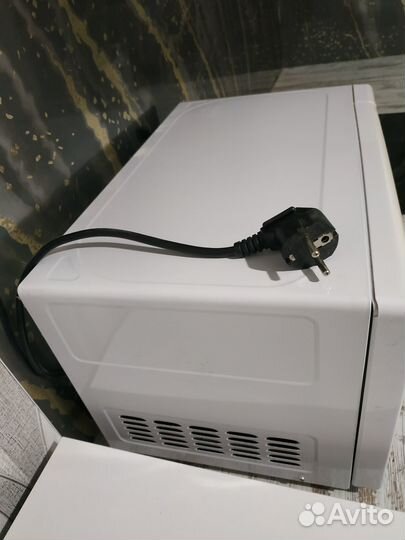 Продаю микроволновку