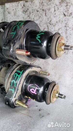 Стойки задние Mitsubishi Outlander xl