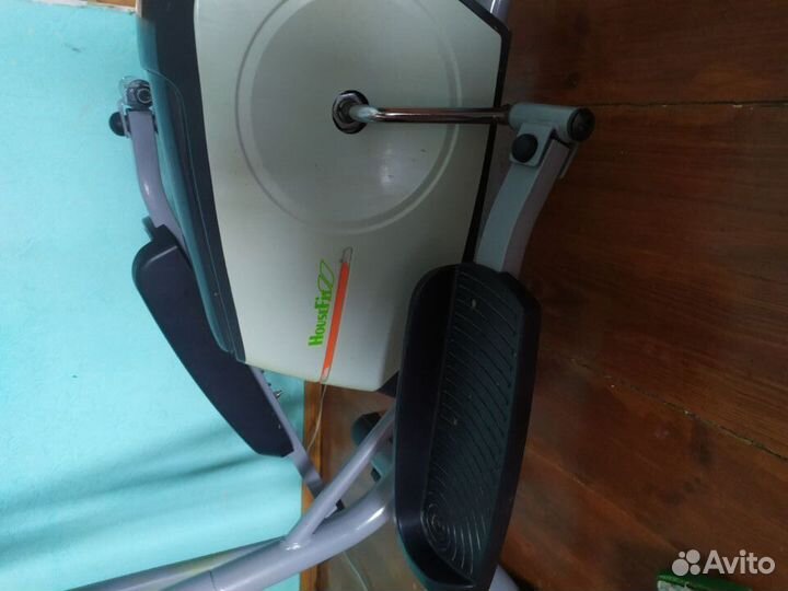 Эллиптический тренажер housefit